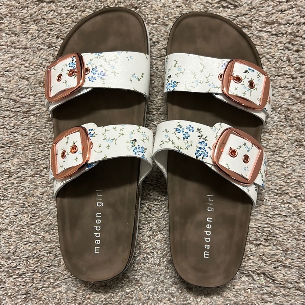 Madden Girl Benjii Birks